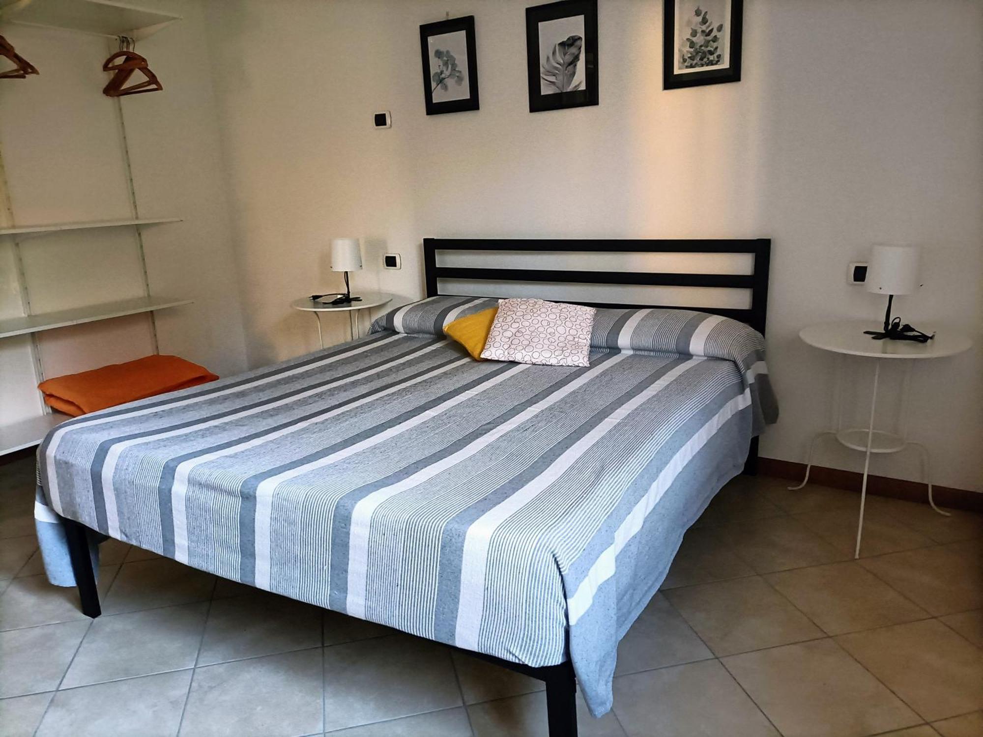 Appartamenti Casa Nina, Lago,Montagne, Uliveti Бренцоне сул Гарда Екстериор снимка