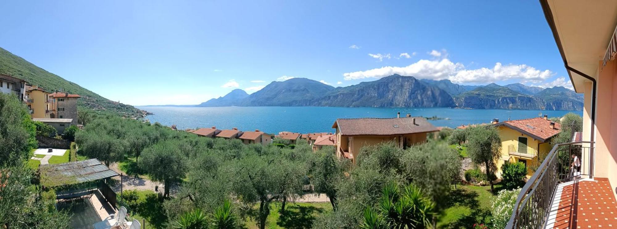 Appartamenti Casa Nina, Lago,Montagne, Uliveti Бренцоне сул Гарда Екстериор снимка