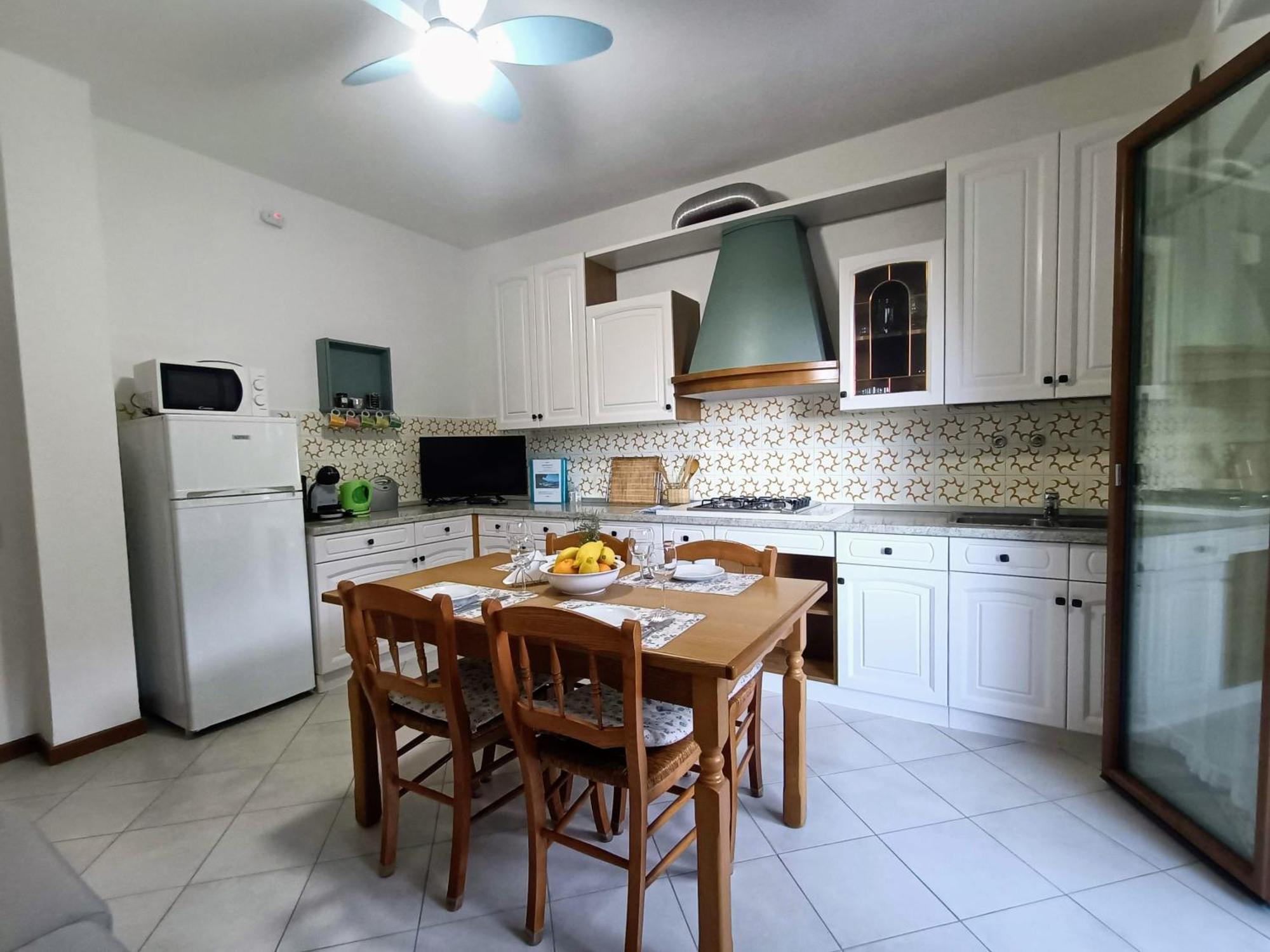 Appartamenti Casa Nina, Lago,Montagne, Uliveti Бренцоне сул Гарда Екстериор снимка